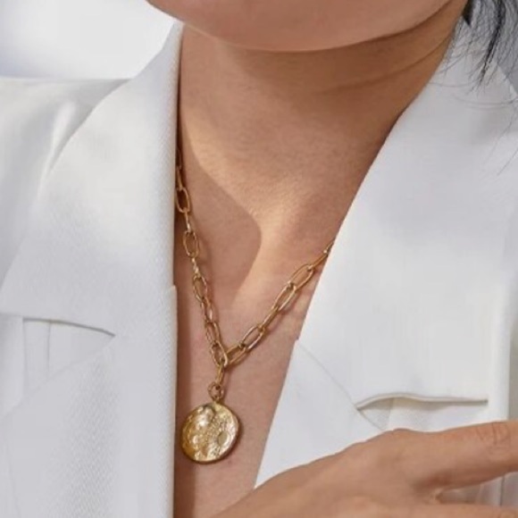 New 18k Gold Plated Solar Sky Pendant Chain Necklace - Picture 9 of 10